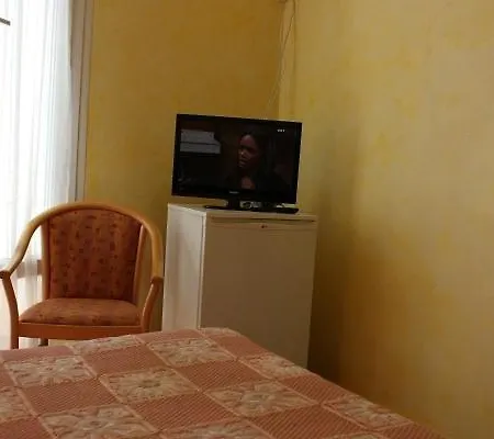 Metropole Hotel